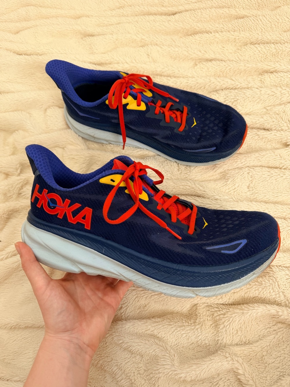 Hoka Clifton 9 running shoes Bellwether Blue/ Dazzling Blue sneakers men’s 11D